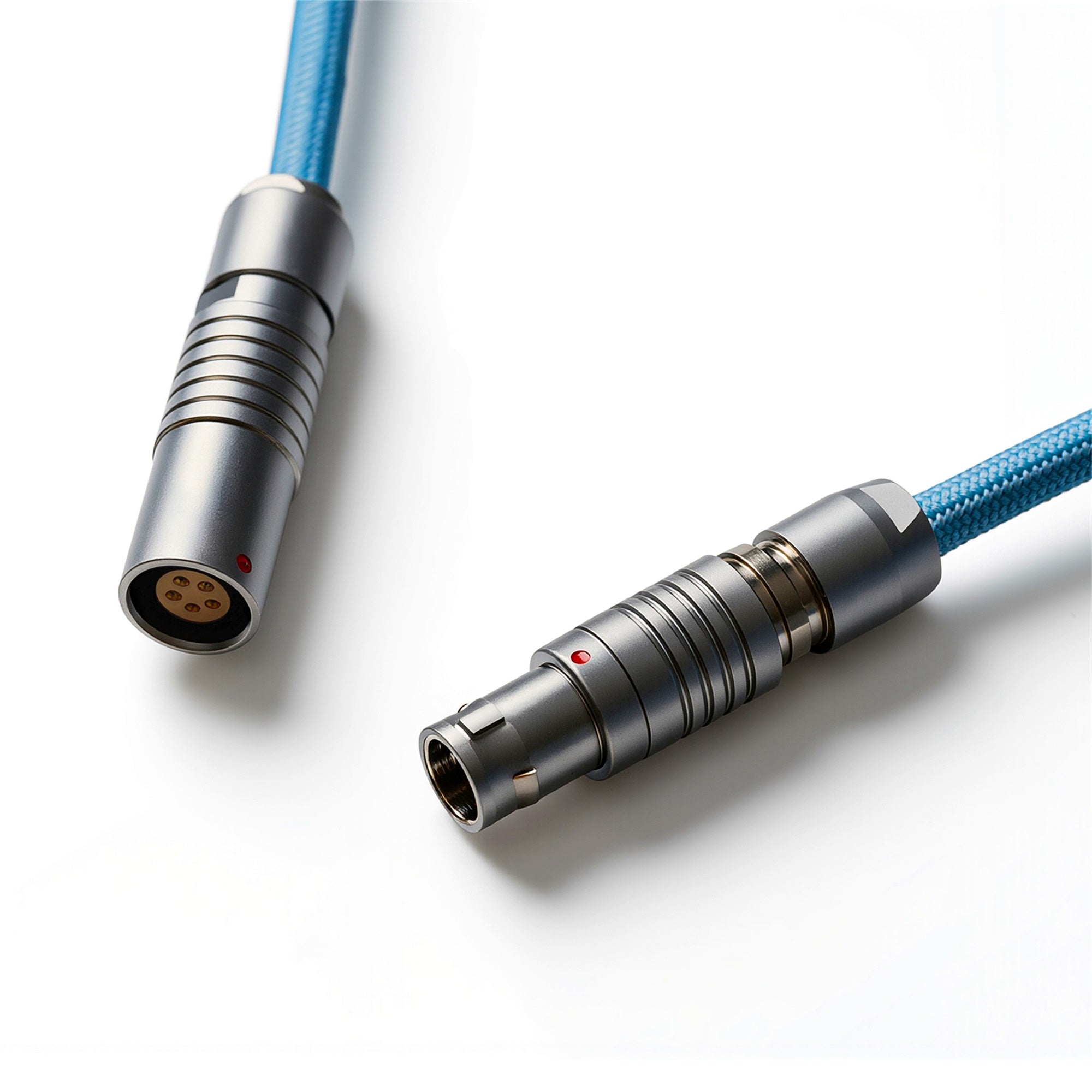 <tc>ATK</tc> × LEVIATAN 8K Kabel spiralny lotniczy (edycja limitowana)