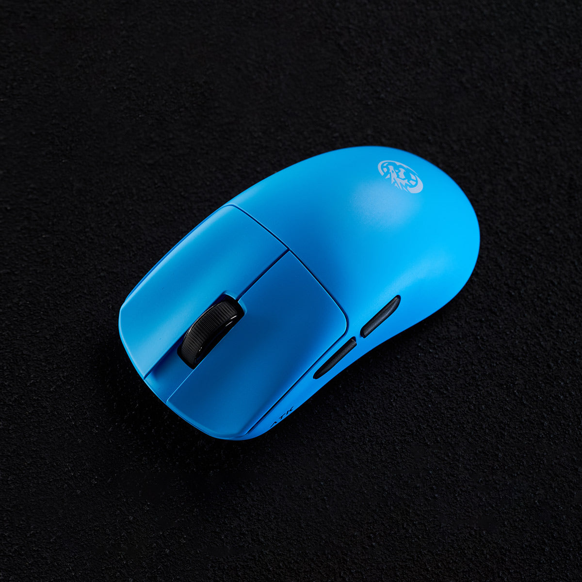 ATK Blazing Sky F1 wireless gaming mouse in vibrant blue with LEVIATAN logo.