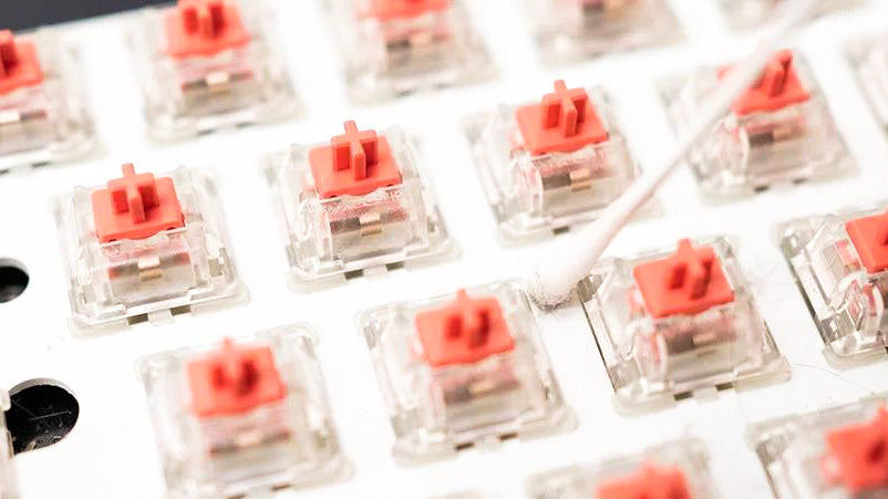 How do I clean my own mechanical keyboard?