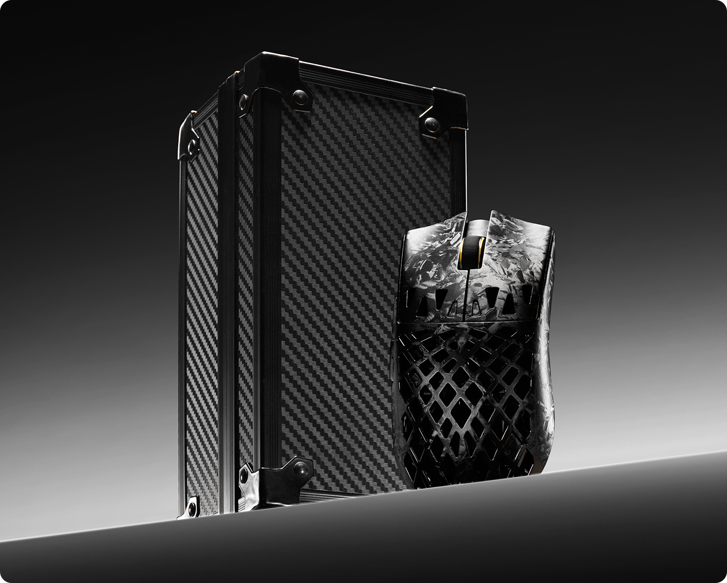 Hollow Carbon Fiber Wireless Gaming Mouse | 48g PAW3950 Hollow Carbon Fiber Wireless Gaming Mouse | 48g PAW3950