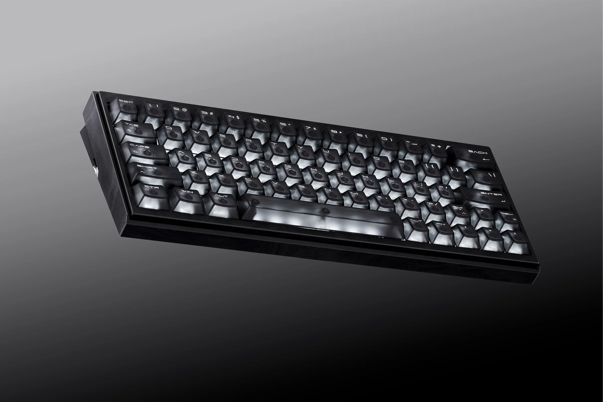 FUZZY 60/63 V2 black finish display
