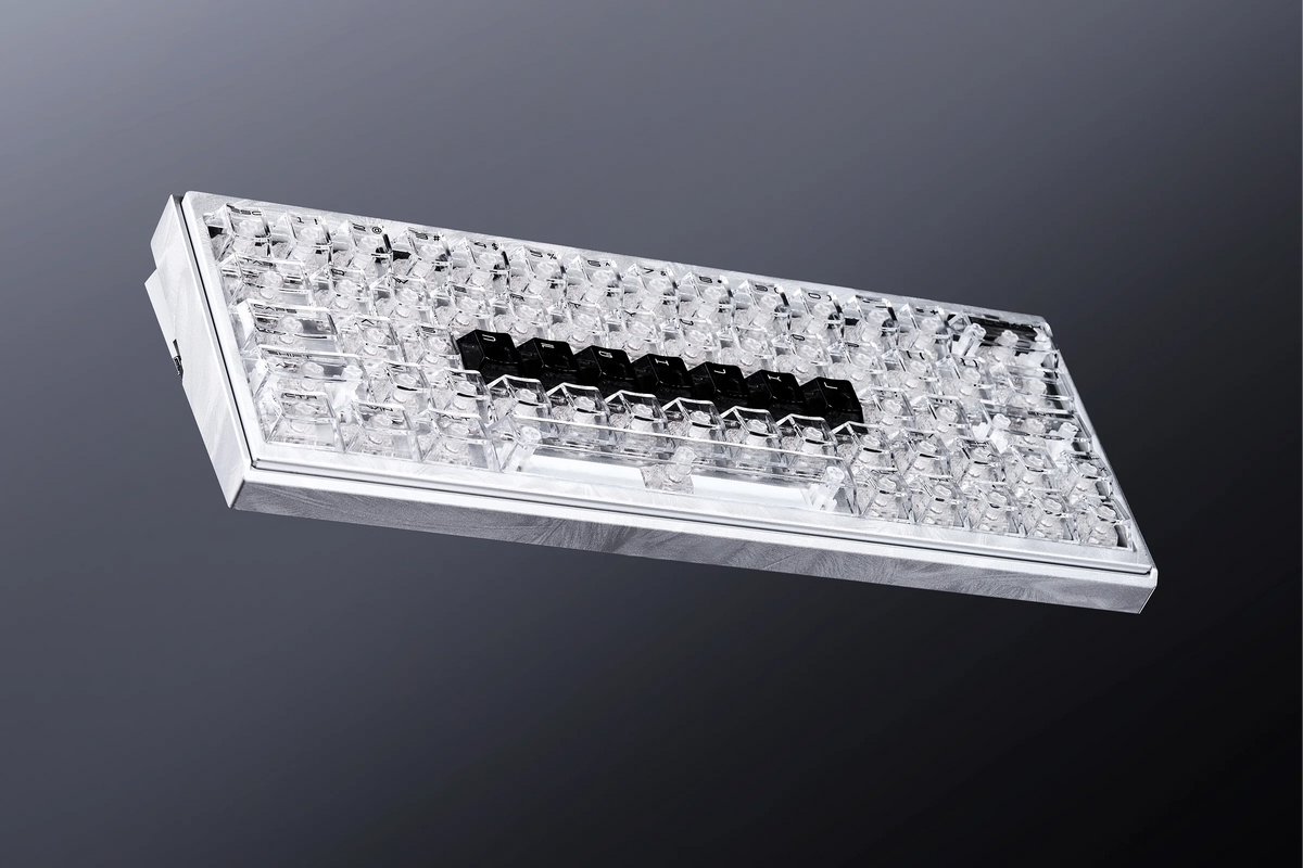 FUZZY 60/63 V2 silver finish display